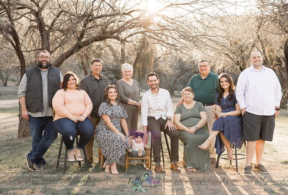 A Life Giving Extended Family Photoshoot