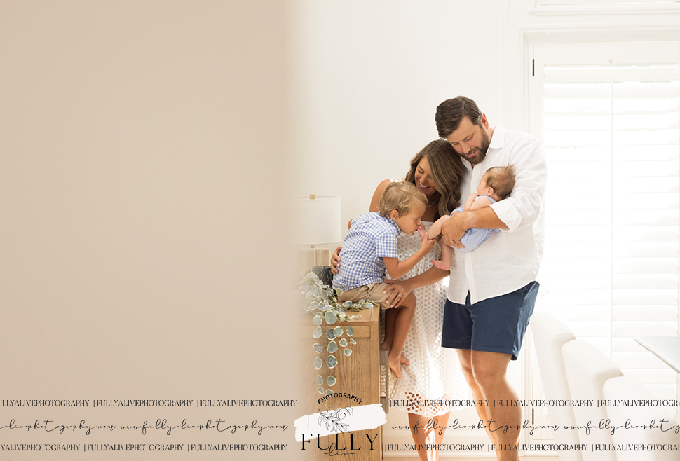 An Arcadia In Home Lifestyle Family Photoshoot